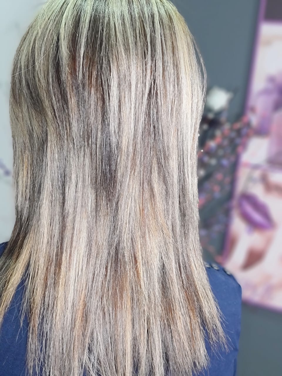 Blond and brown foils